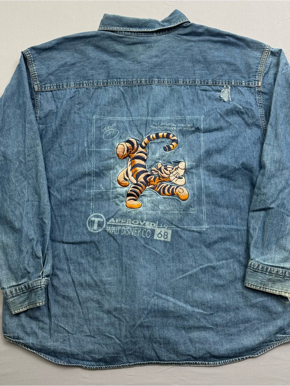 Vintage Disney Blue XL Denim Shirt Tigger Winnie the Pooh Adult Unisex